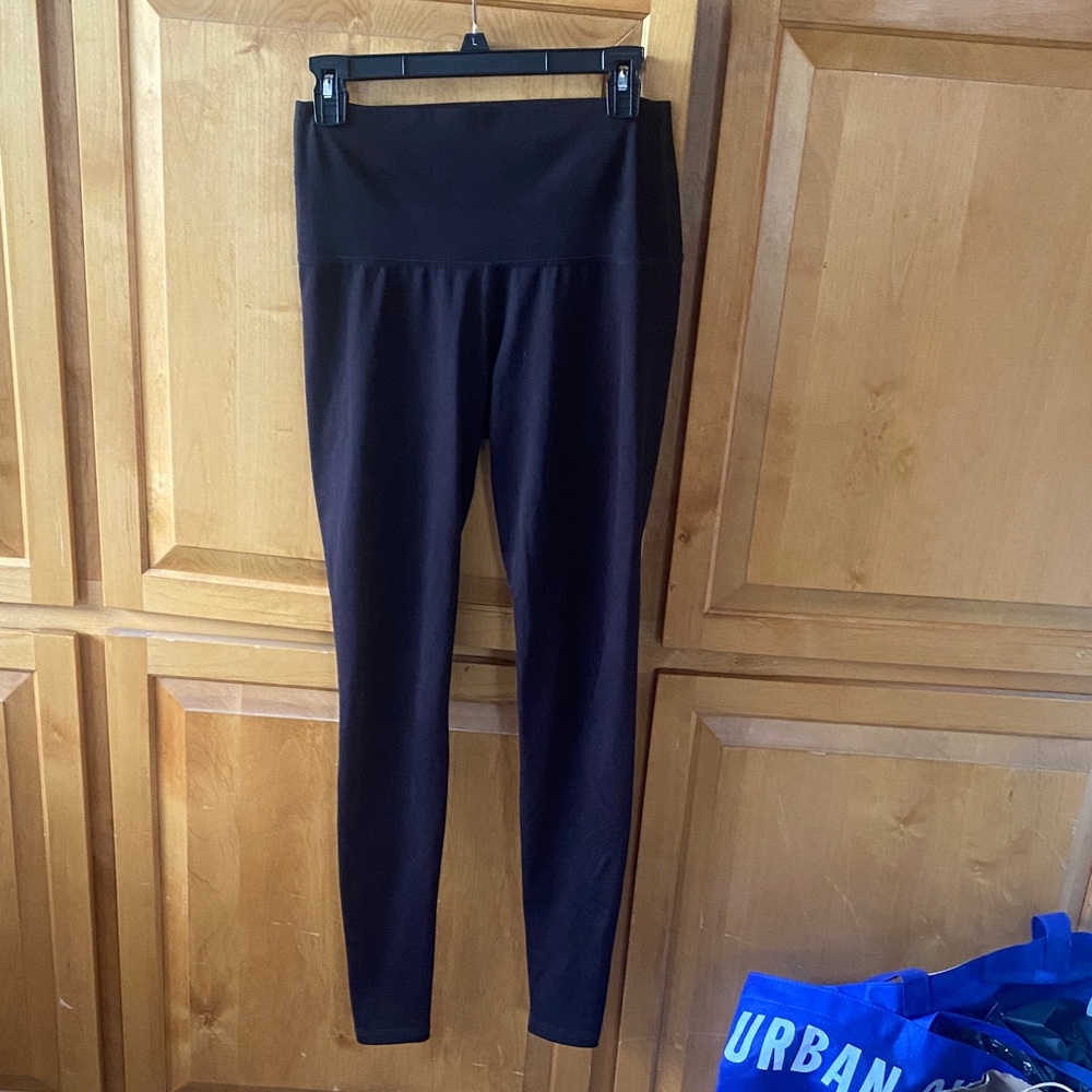 Mika Yoga Wear Black Leggings